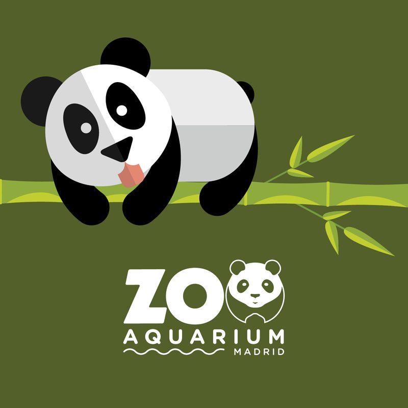 Logotipo de Zoo Aquarium Madrid con un panda tumbado sobre una rama de bambú